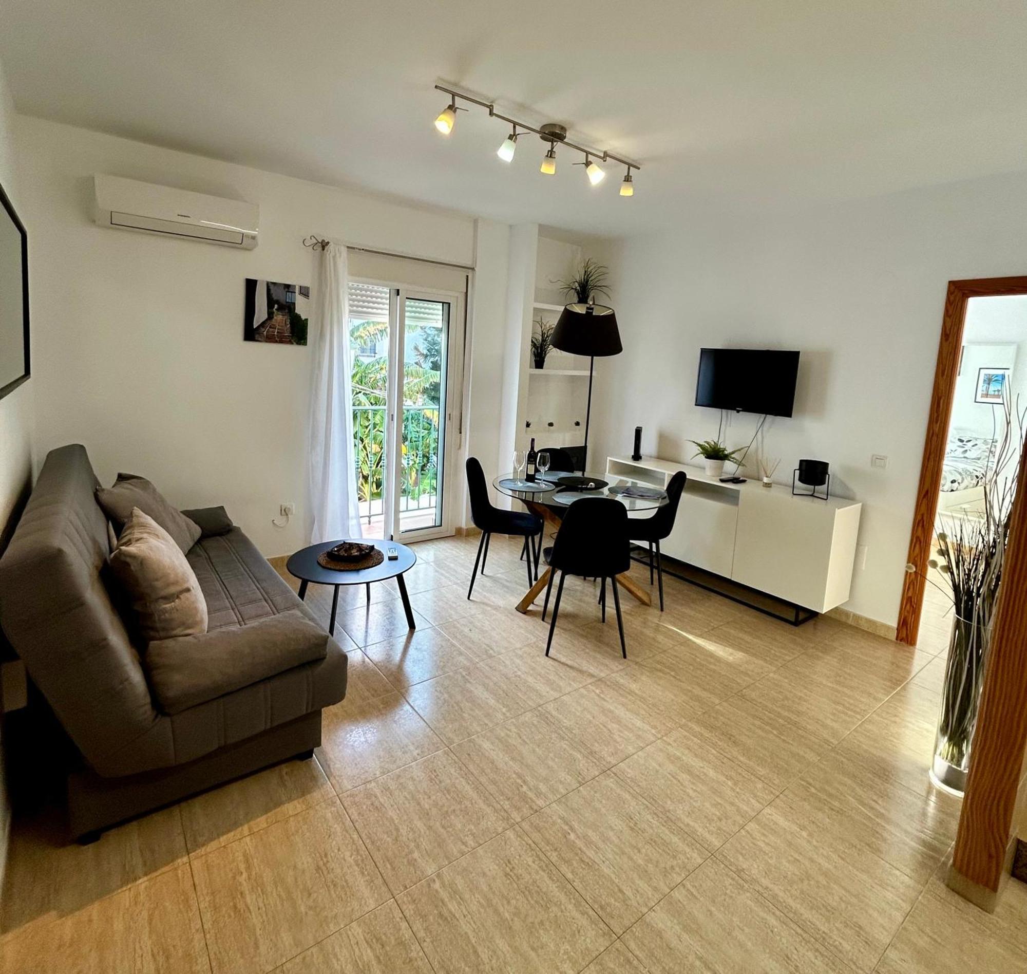 Numali Apartamento Нерха Екстериор снимка